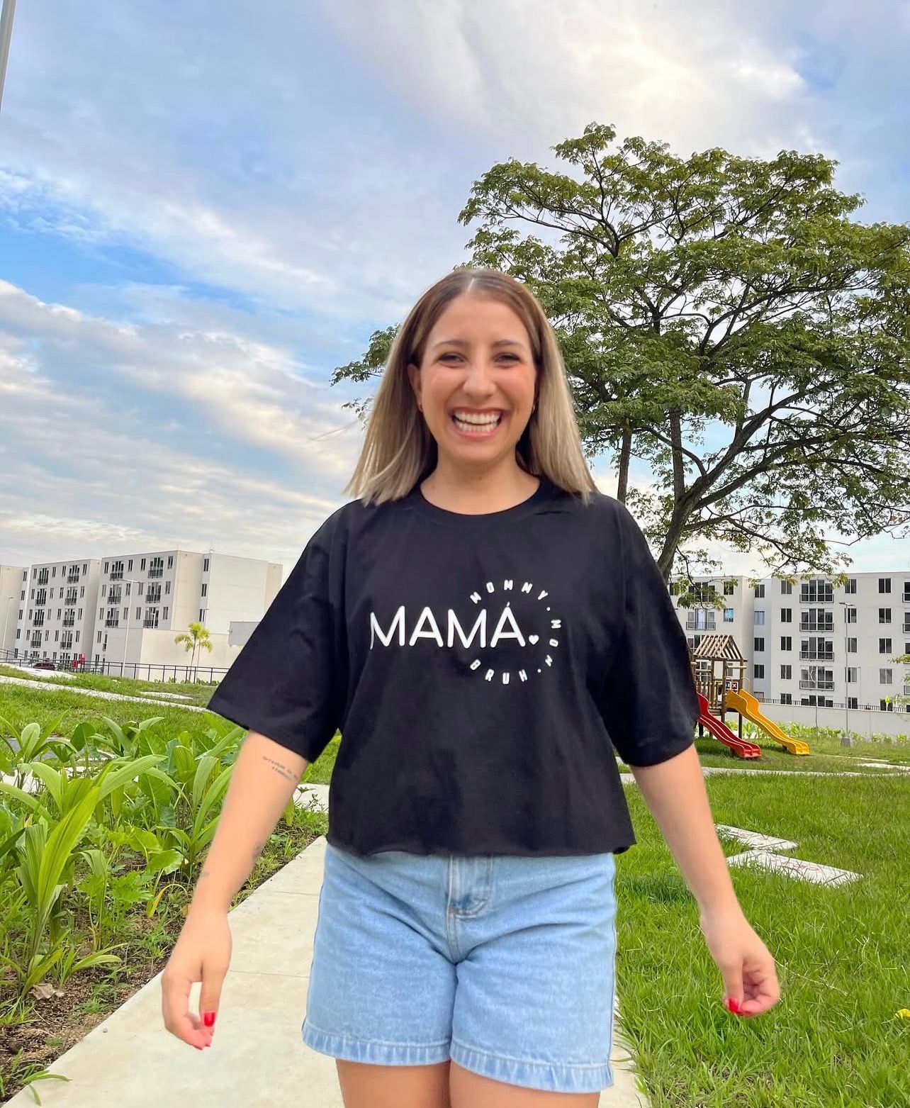 camiseta casual oversize estampado vinilo americano REF: MAMÁ DE PROFESION